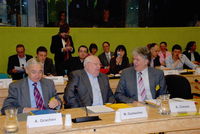 Gorbachev conference photo